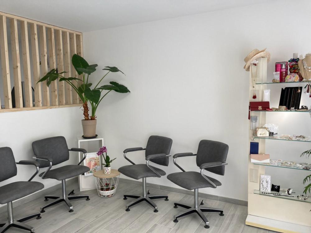 Salon-(5) Salon-(5)